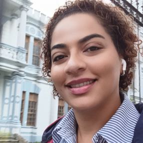 Luciana, Babysitter in Juiz de Fora