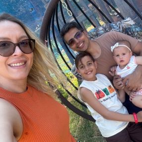 Thais, Família em Juiz de Fora