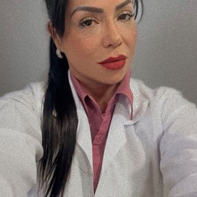 Karen, Babá em Brusque