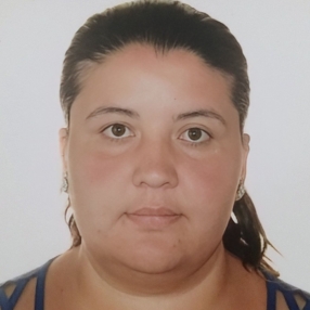 Aline, Babá em Joanópolis