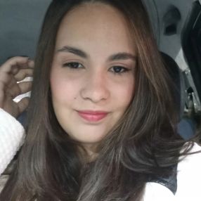 Larissa, Babá em Formiga