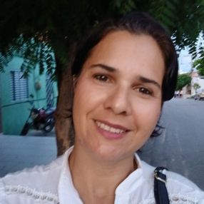 Helena, Babá em Iguatu