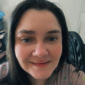 Olivia, Babá em Navegantes