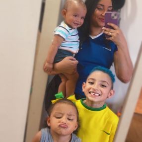 Emilly, Família em Carapicuíba