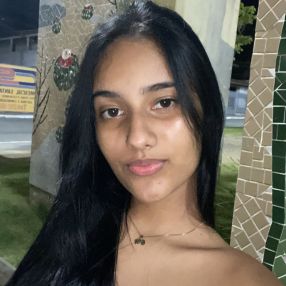 Letícia camile Oliveira, Babá em Serrinha
