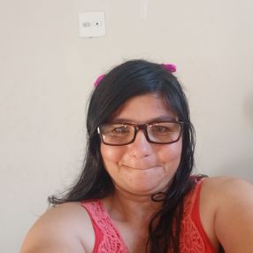 Taise, Babysitter in Leme