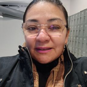 SELMA, Babysitter in Piraquara