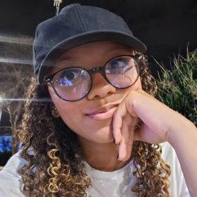 Queiros, Babá em Unaí