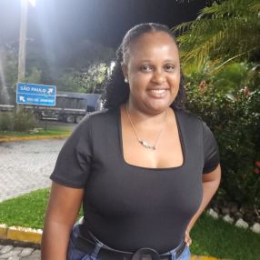 Priscila, Babá em Itaguaí