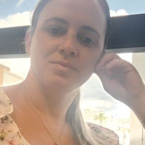 Roberta, Babá em Poá