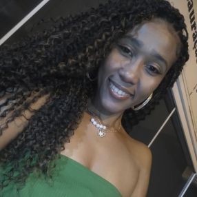 Carla, Babá em Macaé