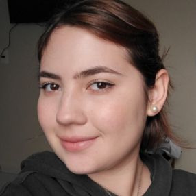 Jheniffer, Babá em Araquari