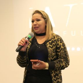 Marcela, Babá em Eldorado do Sul