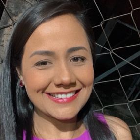 Isabela, Babá em Dourados