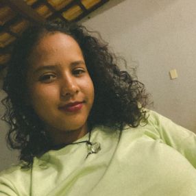 Gleicielly, Babá em Iguatu