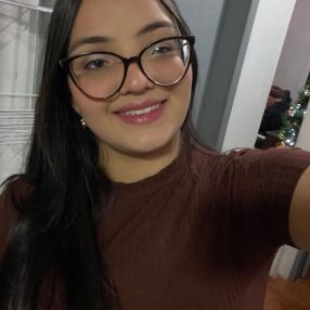 Fernanda, Babá em Santiago