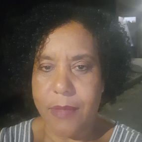 Aparecida, Babysitter in Itabira
