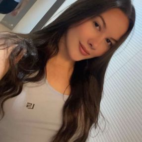 Larissa, Babá em Limoeiro