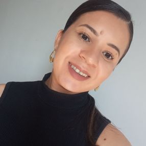 Aniéle Araújo, Babá em Campina Grande