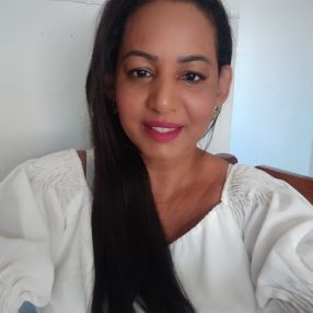 Leandra, Babá em Itaporanga d'Ajuda
