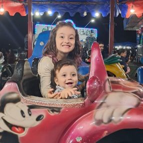 Letícia, Família em Trindade