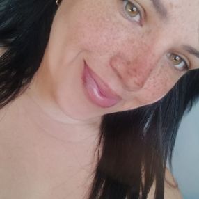Raiane da Cruz, Babá em Assis