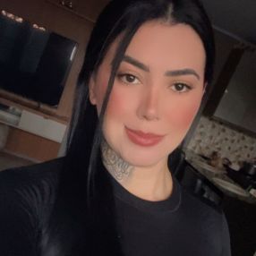 Ariane, Babá em Guaratuba