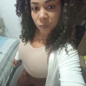 PRISCILLA, Babysitter in Angra dos Reis