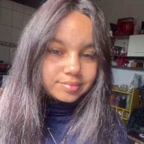 Erika, Babysitter in Xangri-Lá