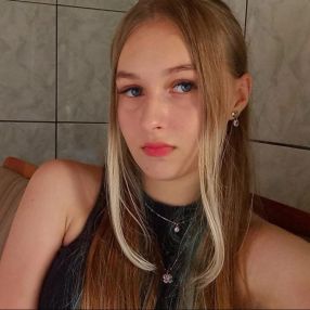 Tatiane, Babá em Irati