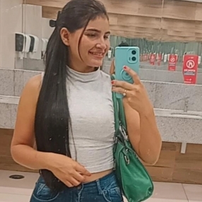 Juliane, Babá em Ananindeua
