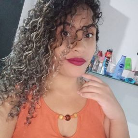 Mariana, Babá em Osasco