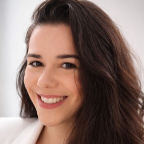 Josiane, Babá em Araraquara