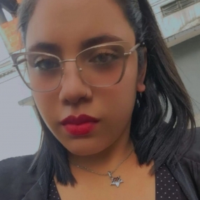 Vithoria, Babá em Guapimirim