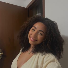 Julya, Babá em Domingos Martins