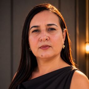 Lucilene, Babá em Cabedelo