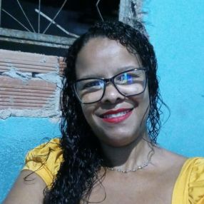 Luciana, Babá em Mesquita