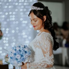 Vitoria Hellen, Babá em Januária