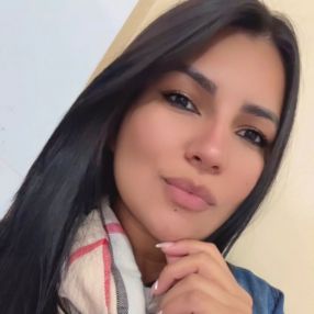 Nathalia, Babá em Guarulhos