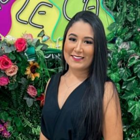 Amanda, Babá em Poá