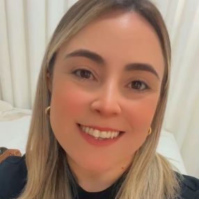 Leticia, Babá em Taquaritinga