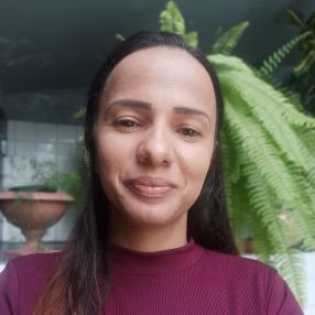 Jéssica, Babysitter in Recife