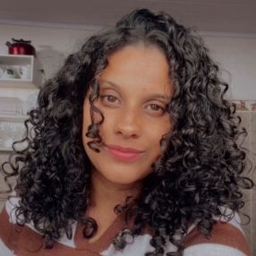 Amanda xavier, Babá em Caraguatatuba