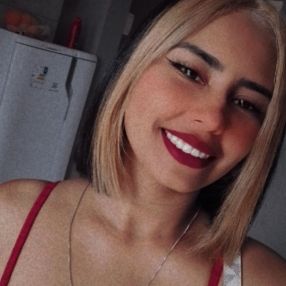Milena, Babá em São José dos Pinhais