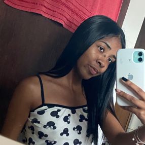 Hilary, Babá em Mariana