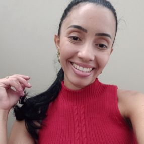 Gleice, Babá em Cidade Ocidental