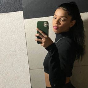 Iris, Babá em Manhuaçu
