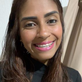 Camila, Babá em Ribeirão das Neves