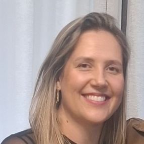 Fabiana, Babá em Lages