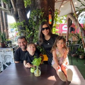 Luiza, Família em Aracaju